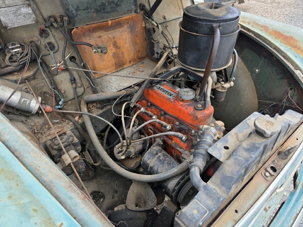 1955 MORRIS MINOR MANUAL 4D SEDAN