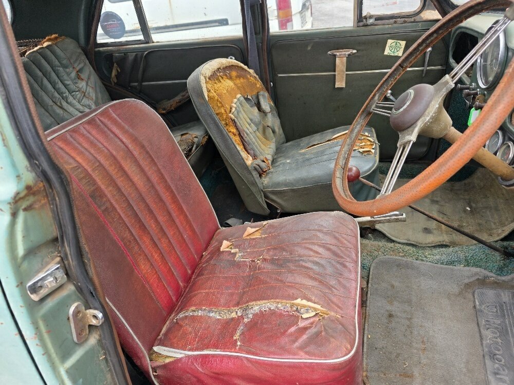 1955 MORRIS MINOR MANUAL 4D SEDAN