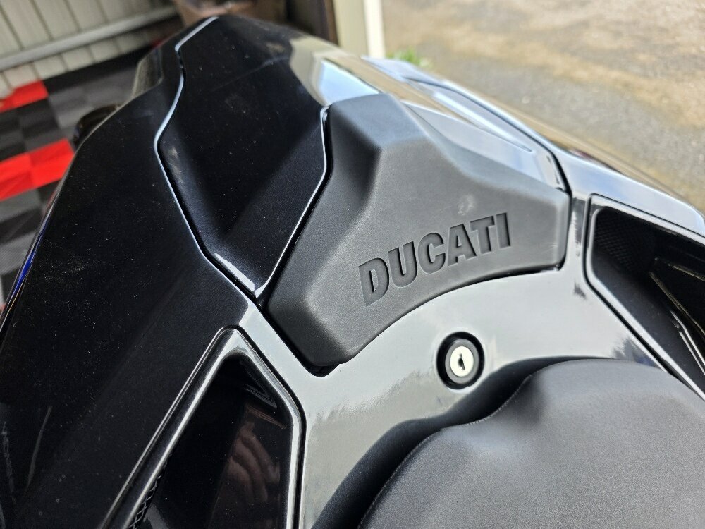 2009 DUCATI 1198 S SPORTS