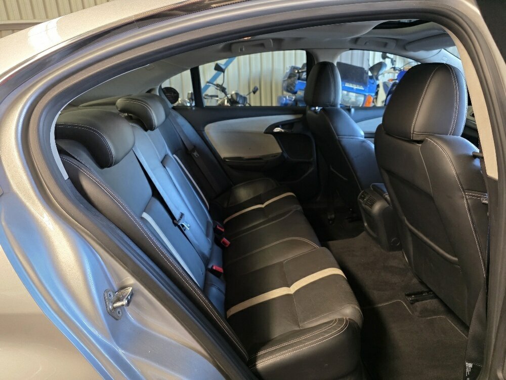 2015 HOLDEN CALAIS VF II 6 SP AUTOMATIC 4D SEDAN