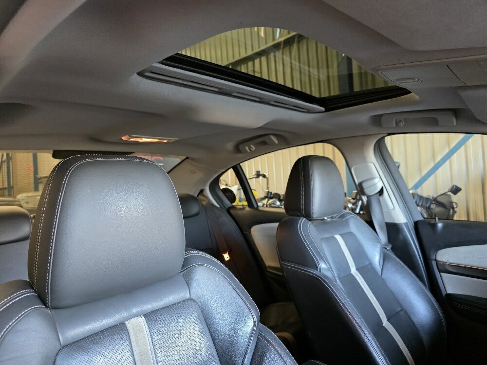 2015 HOLDEN CALAIS VF II 6 SP AUTOMATIC 4D SEDAN