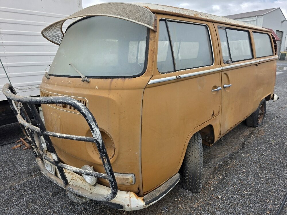 1970 VOLKSWAGEN KOMBI 4 SP MANUAL VAN