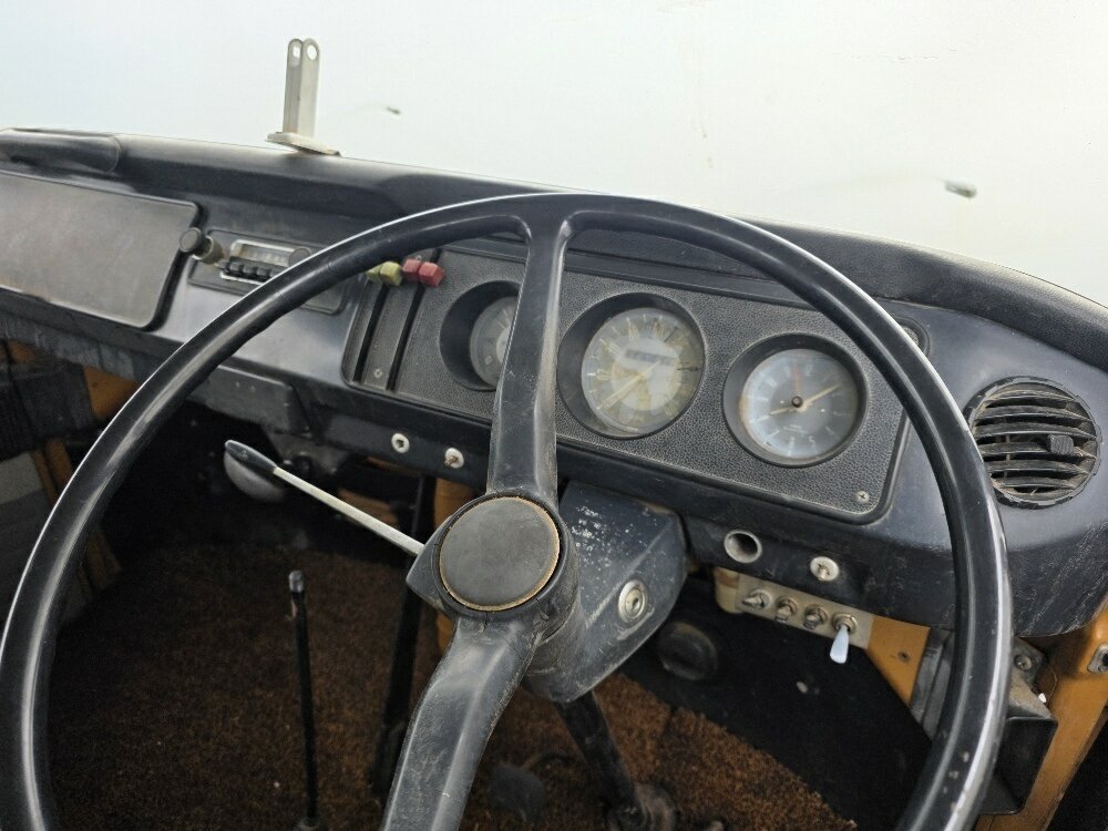 1970 VOLKSWAGEN KOMBI 4 SP MANUAL VAN