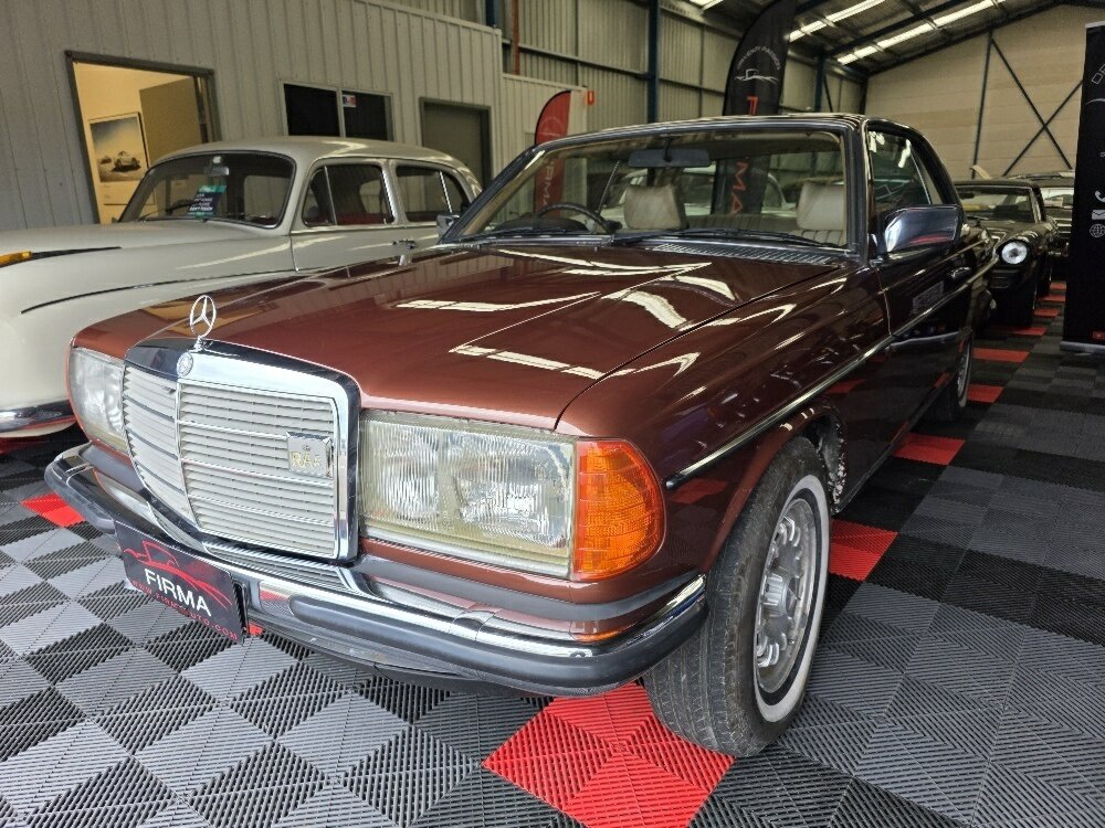 1979 MERCEDES-BENZ 280 W123 CE 4 SP AUTOMATIC 2D COUPE