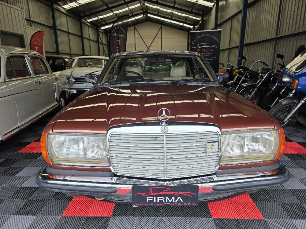 1979 MERCEDES-BENZ 280 W123 CE 4 SP AUTOMATIC 2D COUPE