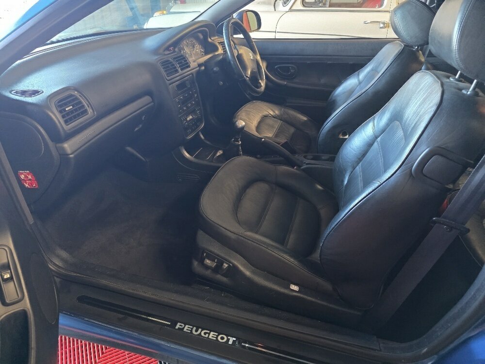 2001 PEUGEOT 406 5 SP MANUAL 2D COUPE