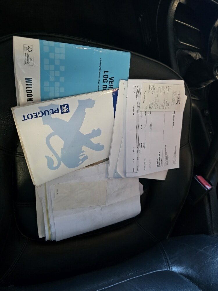 2001 PEUGEOT 406 5 SP MANUAL 2D COUPE