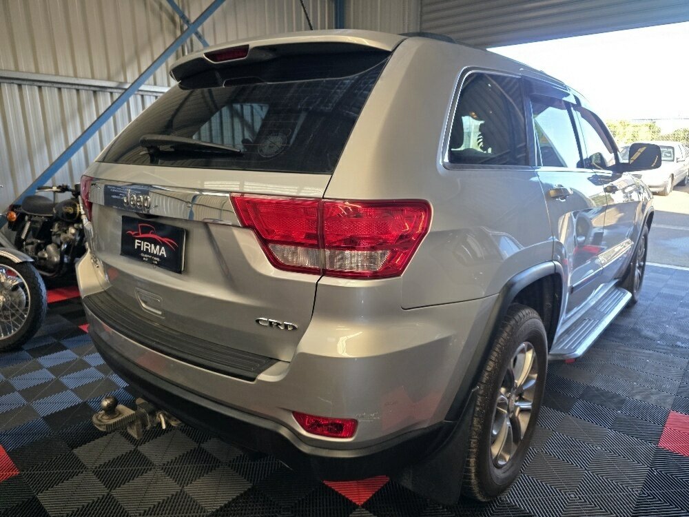2013 JEEP GRAND CHEROKEE WK MY13 LAREDO (4x4) 5 SP AUTOMATIC 4D WAGON