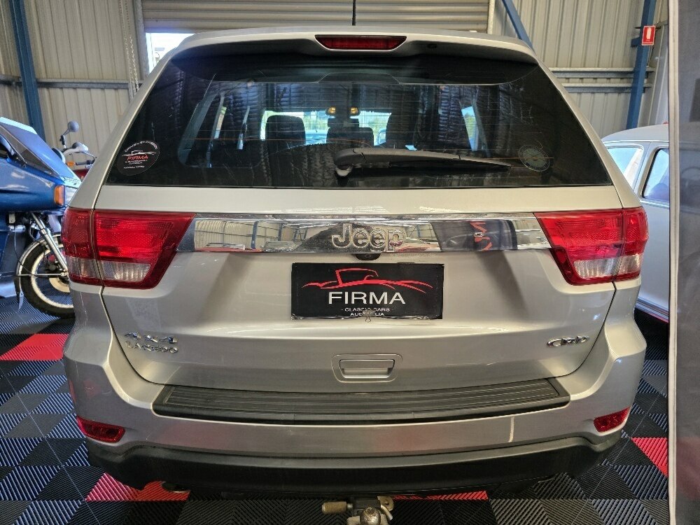 2013 JEEP GRAND CHEROKEE WK MY13 LAREDO (4x4) 5 SP AUTOMATIC 4D WAGON