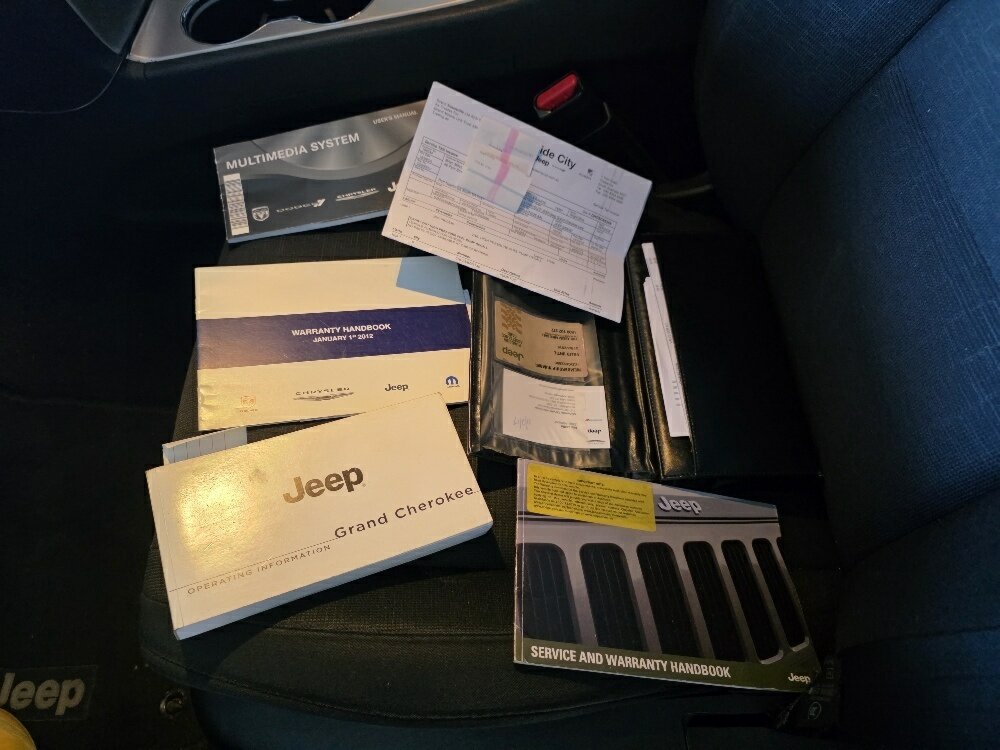 2013 JEEP GRAND CHEROKEE WK MY13 LAREDO (4x4) 5 SP AUTOMATIC 4D WAGON