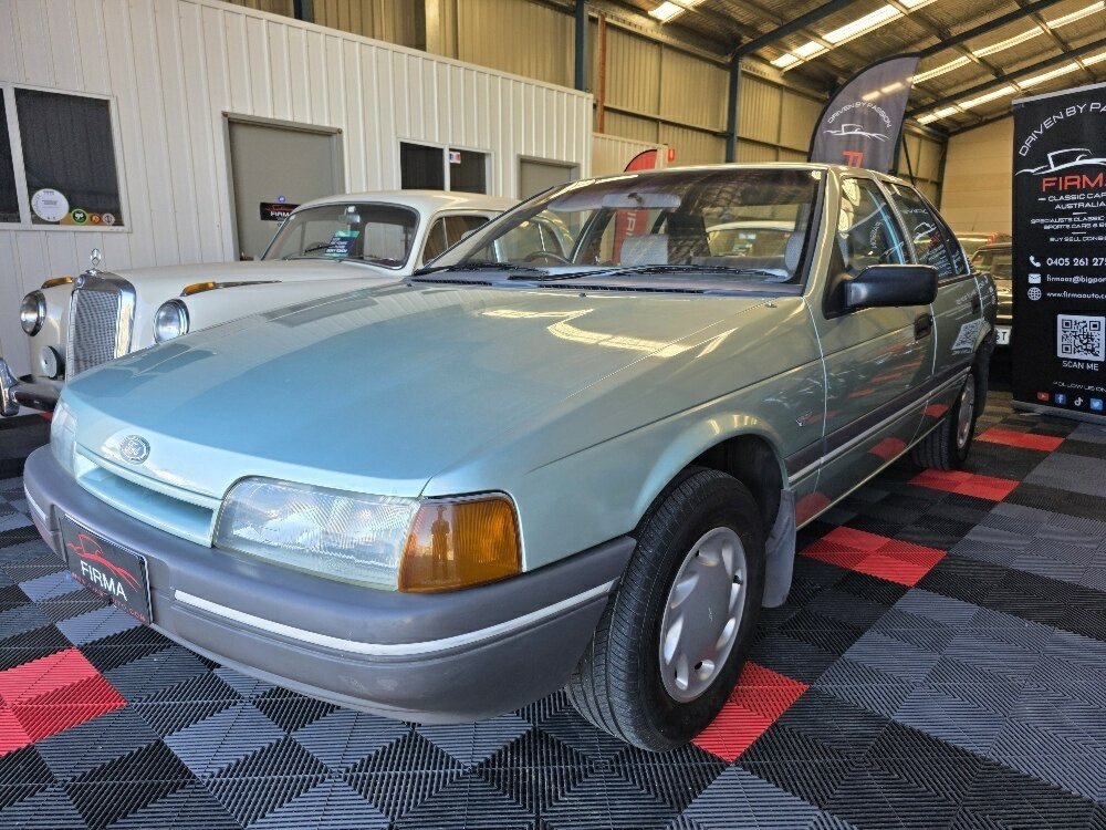 1991 FORD FALCON EA 30TH ANNIV 5 SP MANUAL 4D SEDAN