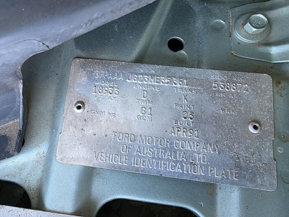 1991 FORD FALCON EA 30TH ANNIV 5 SP MANUAL 4D SEDAN