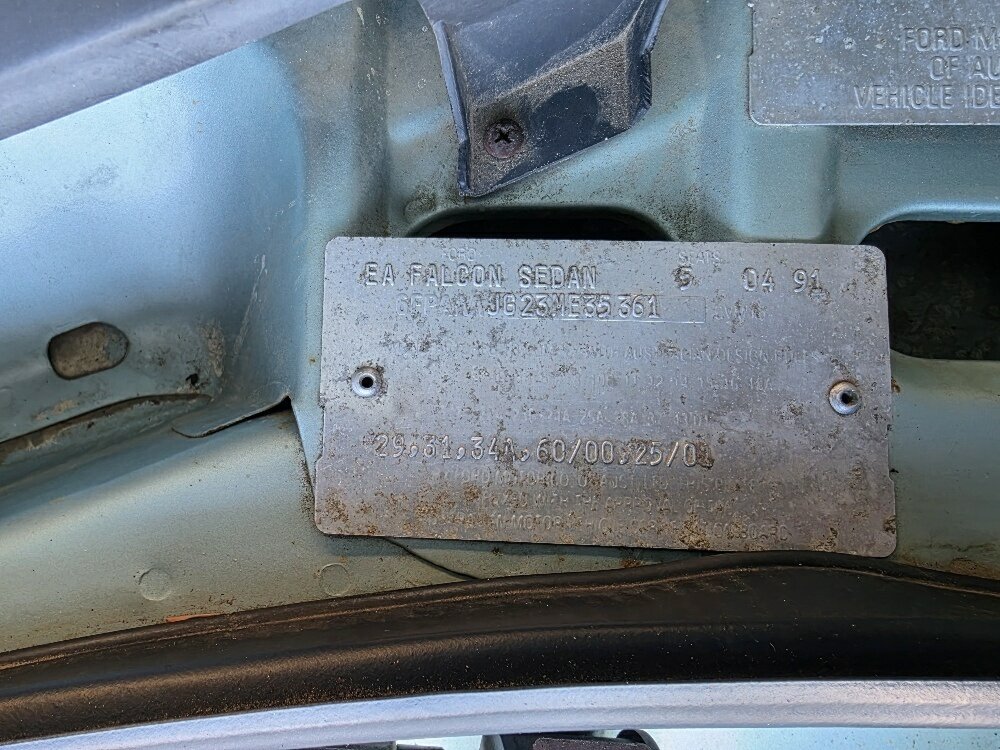 1991 FORD FALCON EA 30TH ANNIV 5 SP MANUAL 4D SEDAN