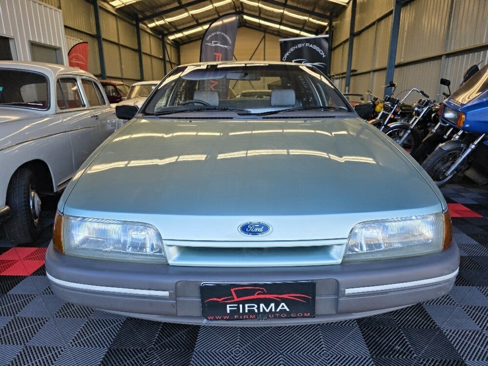 1991 FORD FALCON EA 30TH ANNIV 5 SP MANUAL 4D SEDAN
