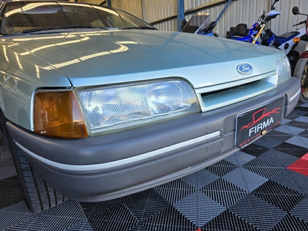 1991 FORD FALCON EA 30TH ANNIV 5 SP MANUAL 4D SEDAN