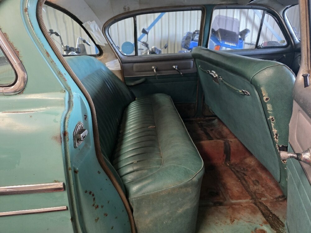 1965 CHRYSLER ROYAL AP3 AUTOMATIC 4D SEDAN