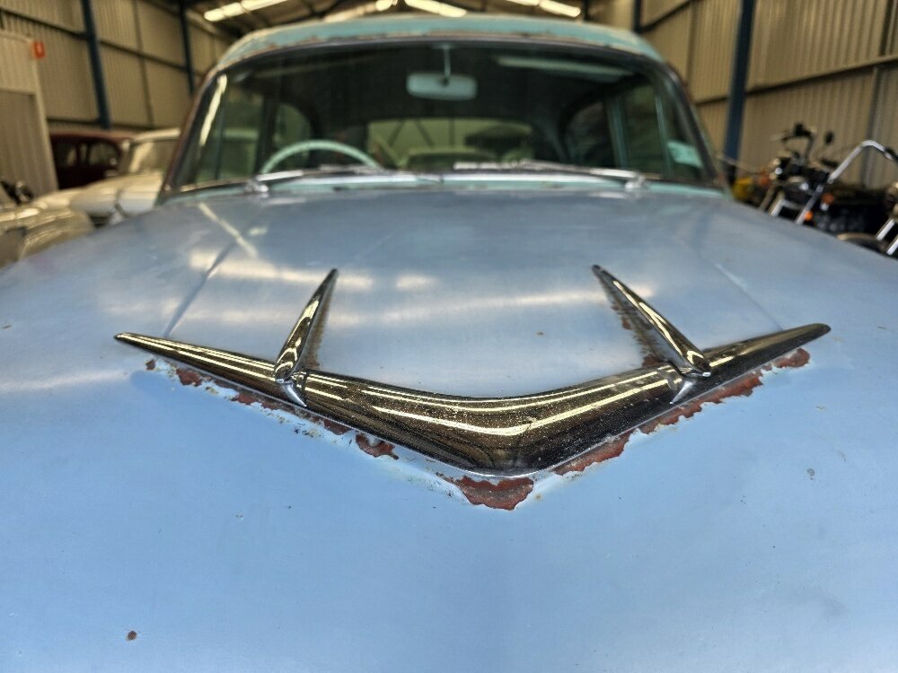1965 CHRYSLER ROYAL AP3 AUTOMATIC 4D SEDAN