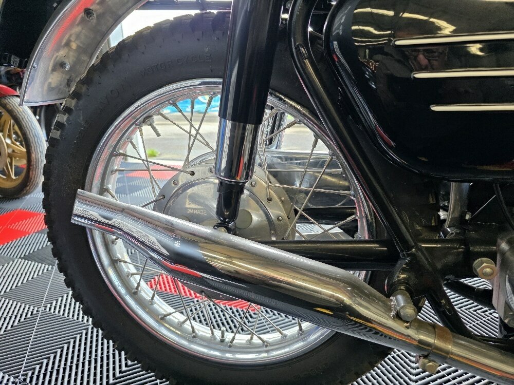 1957 NORTON NOMAD 600 ROAD