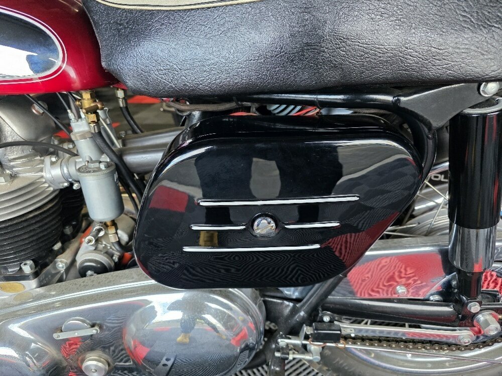 1957 NORTON NOMAD 600 ROAD