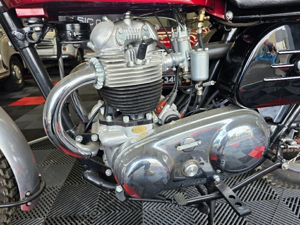 1957 NORTON NOMAD 600 ROAD