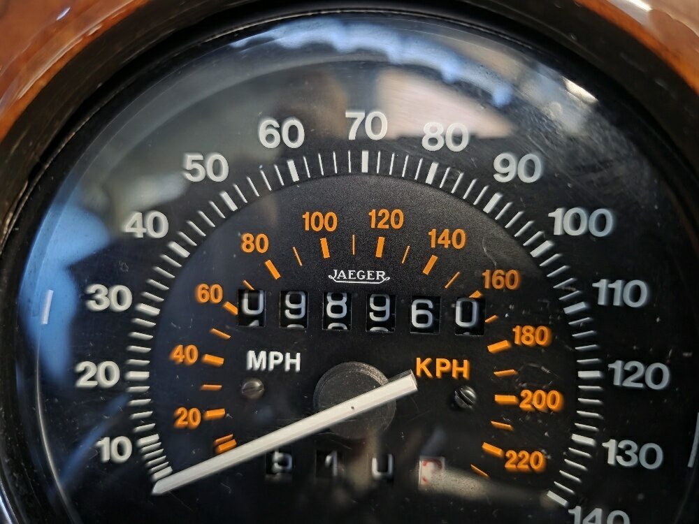 1983 ROLLS-ROYCE SILVER SPIRIT 3 SP AUTOMATIC 4D SEDAN
