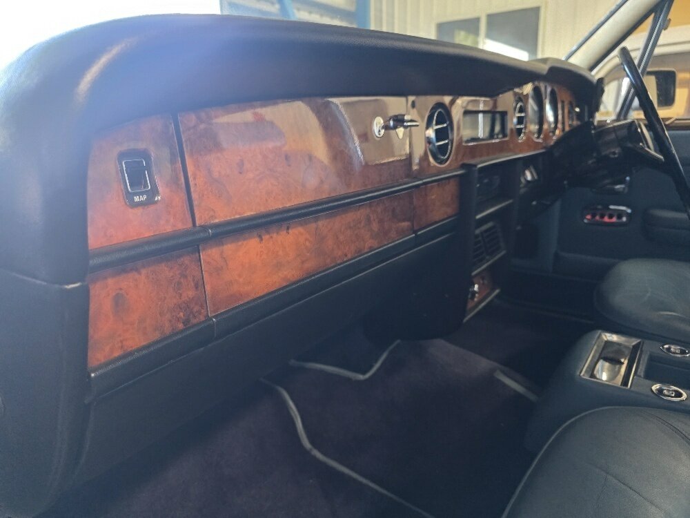 1983 ROLLS-ROYCE SILVER SPIRIT 3 SP AUTOMATIC 4D SEDAN