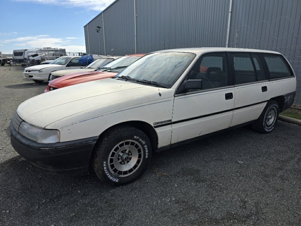 1990 HOLDEN COMMODORE VN 5 SP MANUAL 4D WAGON