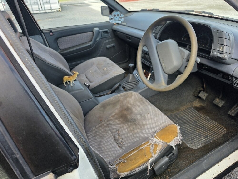 1990 HOLDEN COMMODORE VN 5 SP MANUAL 4D WAGON