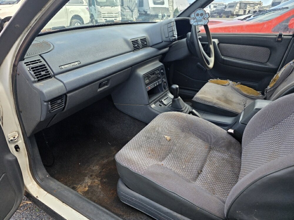 1990 HOLDEN COMMODORE VN 5 SP MANUAL 4D WAGON