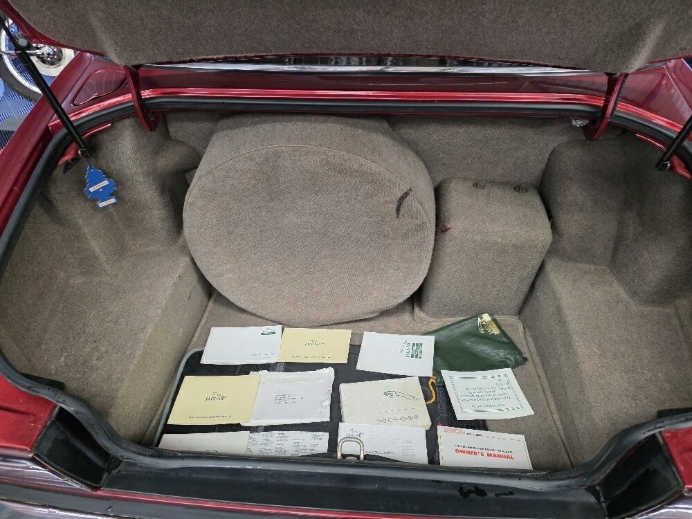 1993 JAGUAR XJ6 3.2 4 SP AUTOMATIC 4D SEDAN