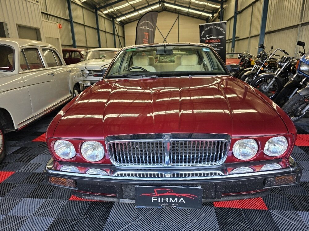 1993 JAGUAR XJ6 3.2 4 SP AUTOMATIC 4D SEDAN
