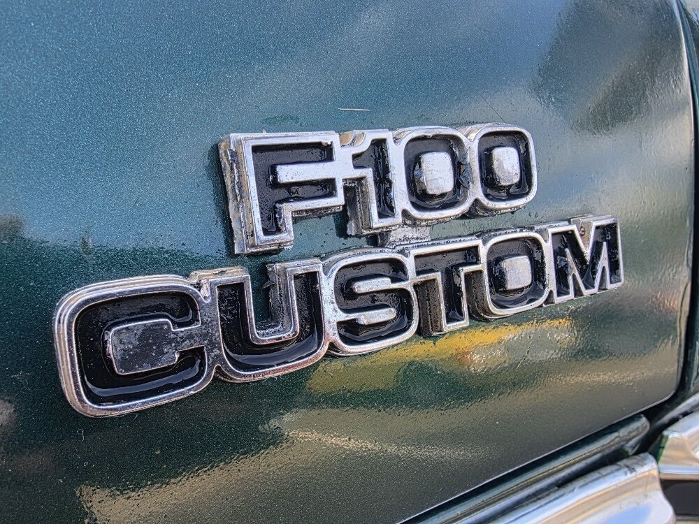 1979 FORD F100 CUSTOM 4 SP MANUAL 2D UTILITY