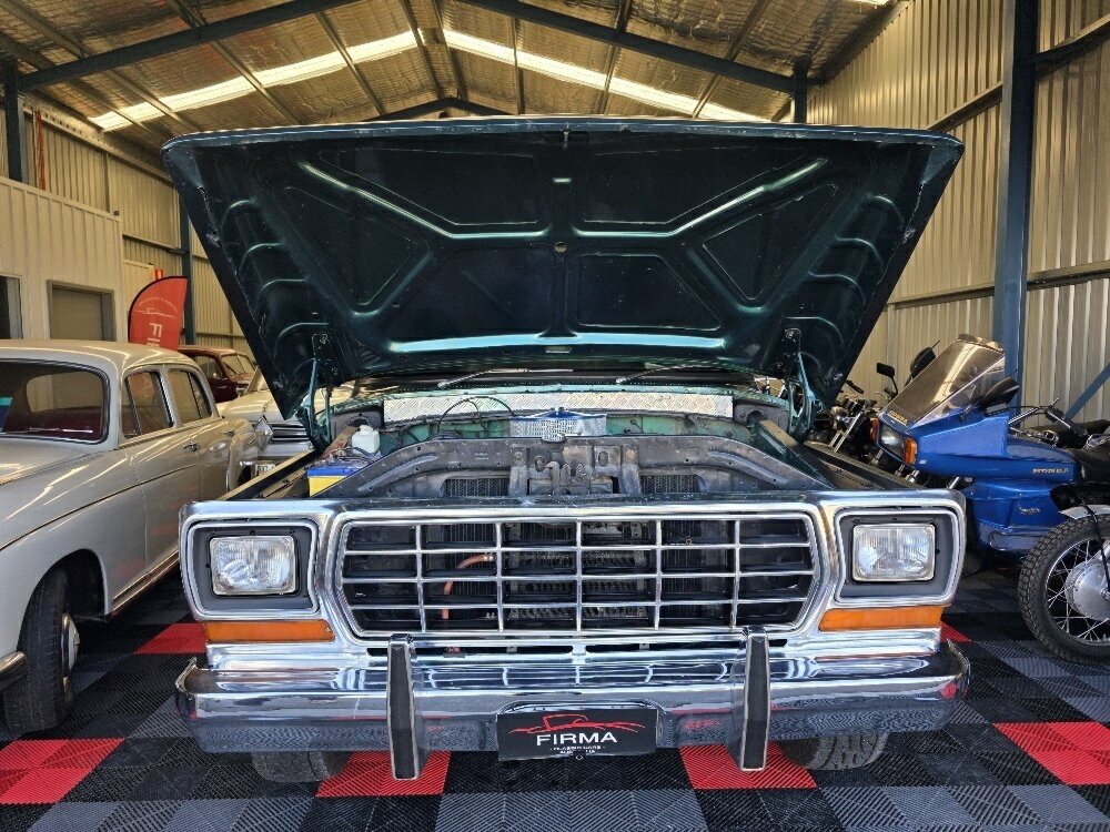 1979 FORD F100 CUSTOM 4 SP MANUAL 2D UTILITY