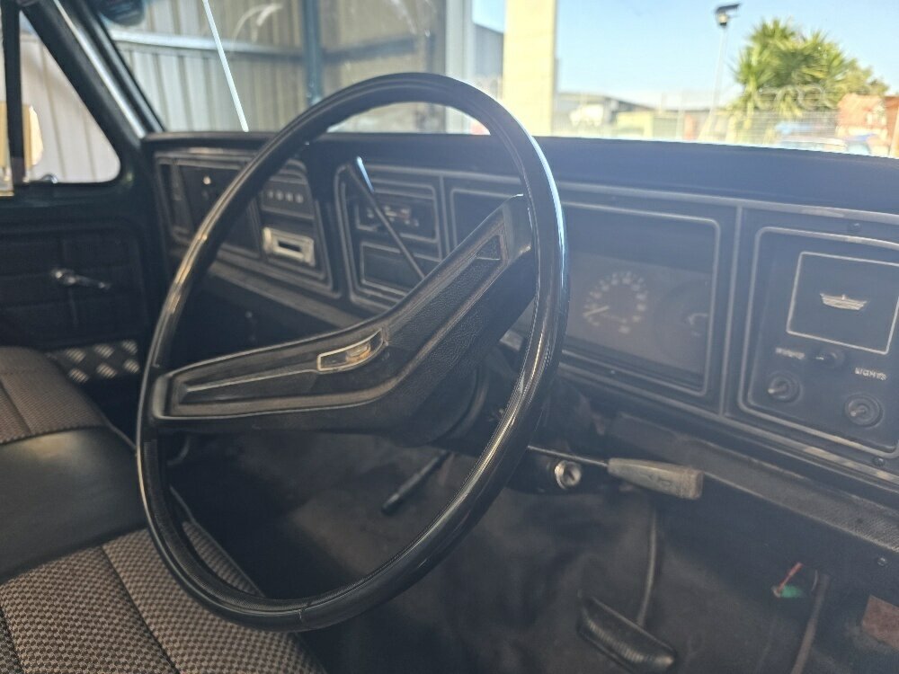 1979 FORD F100 CUSTOM 4 SP MANUAL 2D UTILITY