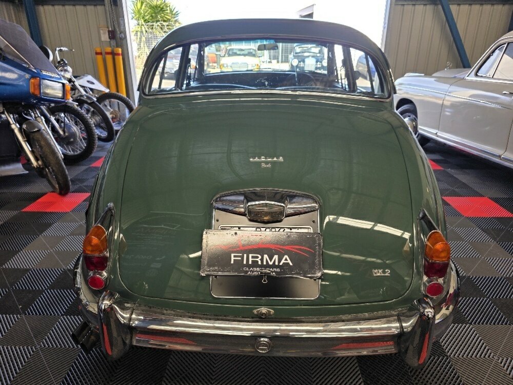 1963 JAGUAR MK II 3.4 4 SP MANUAL 4D SEDAN