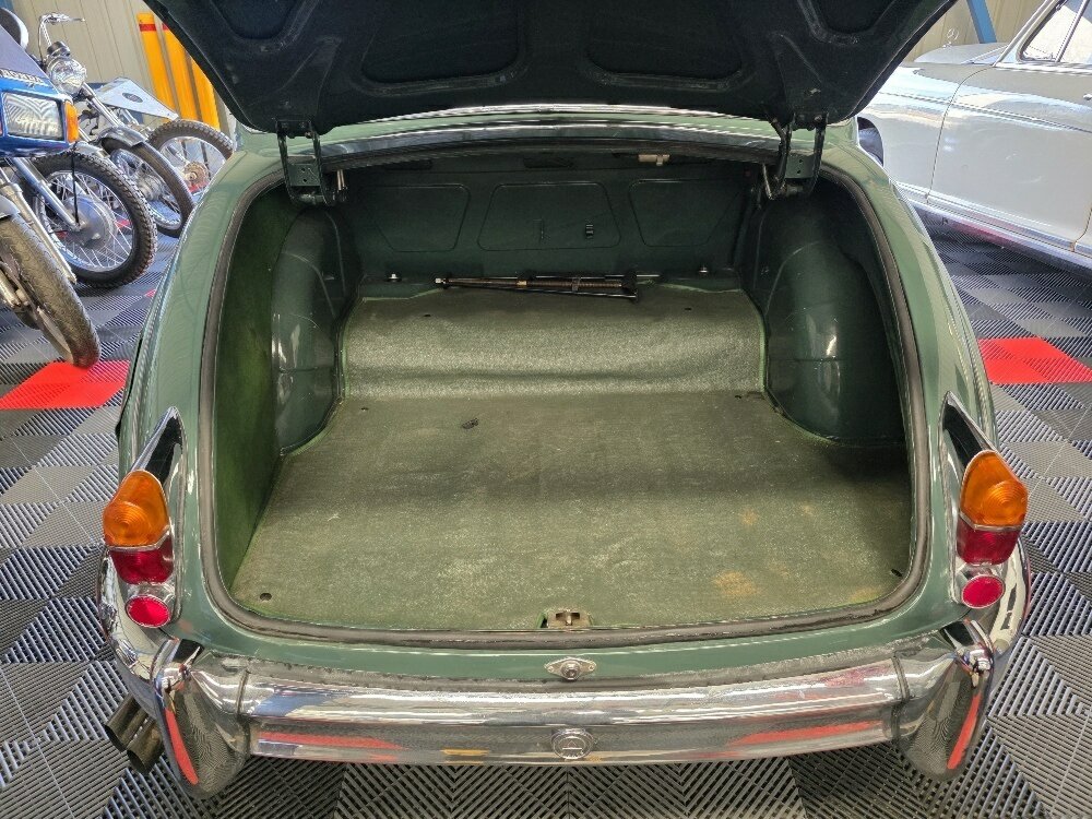 1963 JAGUAR MK II 3.4 4 SP MANUAL 4D SEDAN