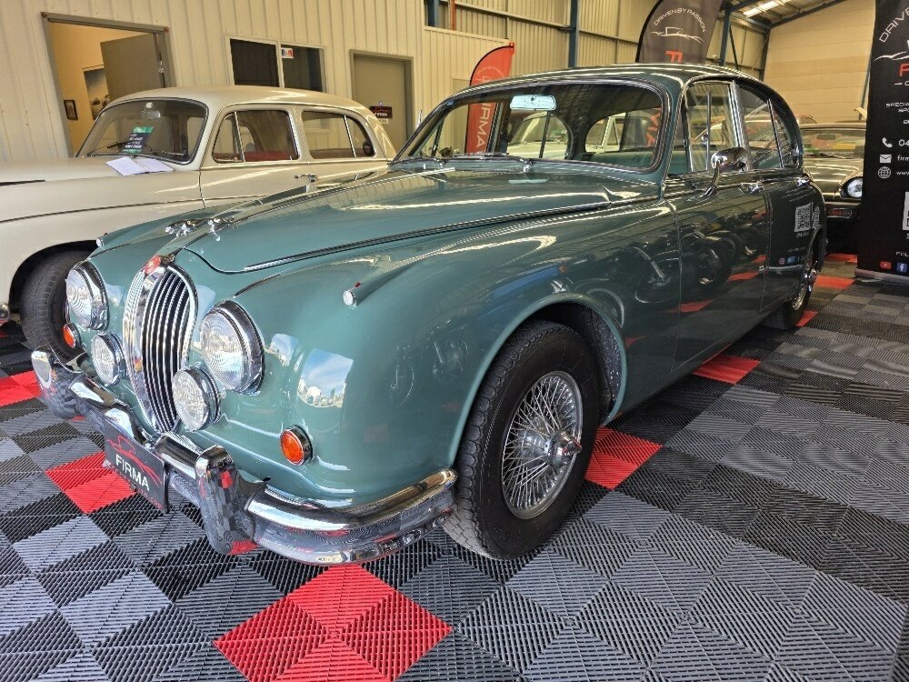 1963 JAGUAR MK II 3.4 4 SP MANUAL 4D SEDAN