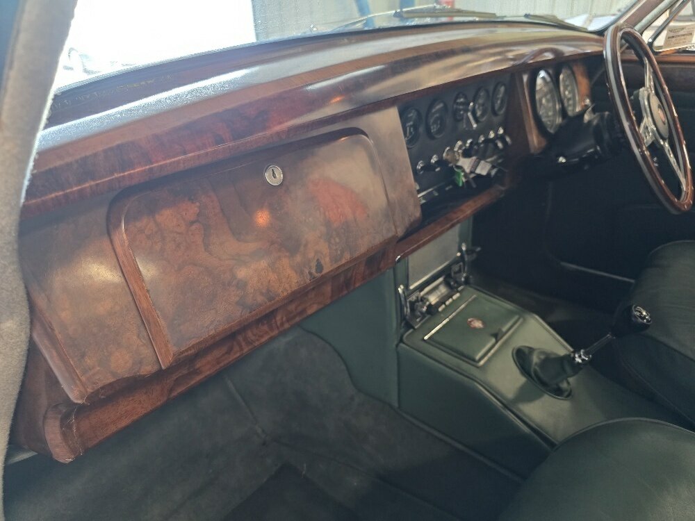 1963 JAGUAR MK II 3.4 4 SP MANUAL 4D SEDAN