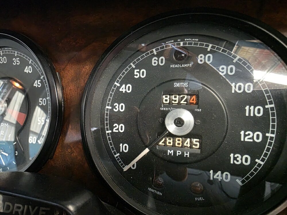 1963 JAGUAR MK II 3.4 4 SP MANUAL 4D SEDAN