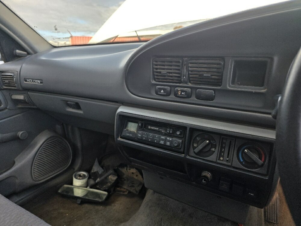 1995 HOLDEN COMMODORE VS 4 SP AUTOMATIC UTILITY