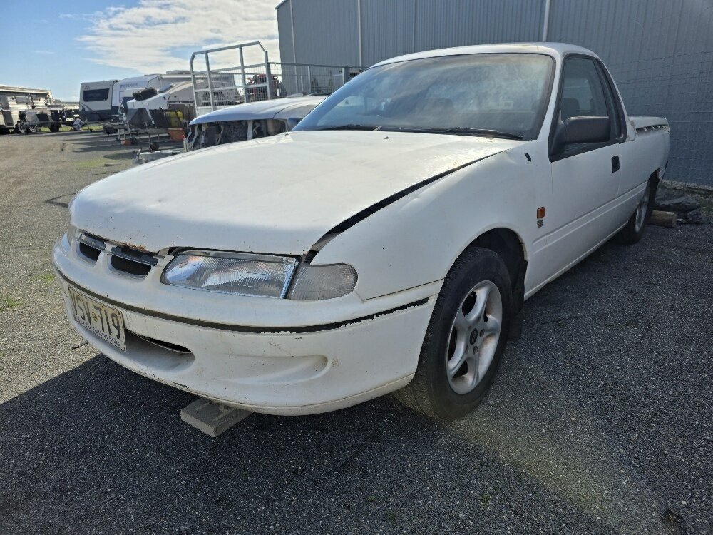 1995 HOLDEN COMMODORE VS 4 SP AUTOMATIC UTILITY