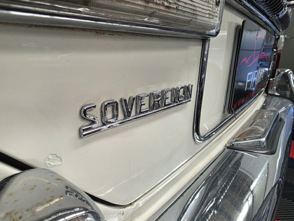 1972 DAIMLER SOVEREIGN SER I 4.2 3 SP AUTOMATIC 4D SEDAN