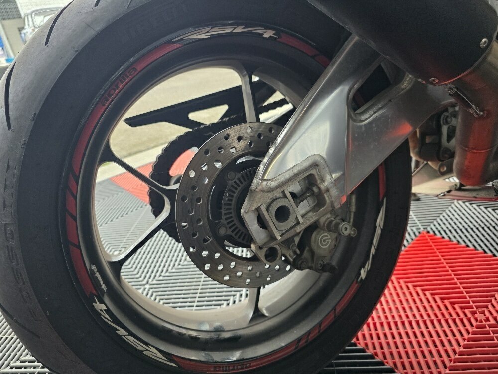 2014 APRILIA RSV4 R SPORTS