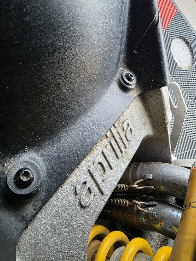 2014 APRILIA RSV4 R SPORTS