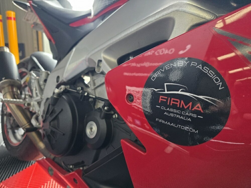 2014 APRILIA RSV4 R SPORTS