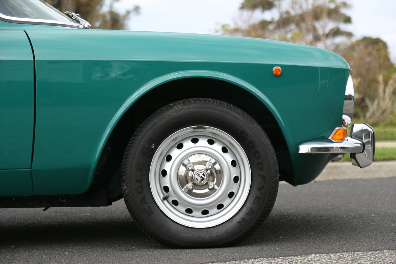 1972 ALFA ROMEO GTV 2000 5 SP MANUAL 2D COUPE