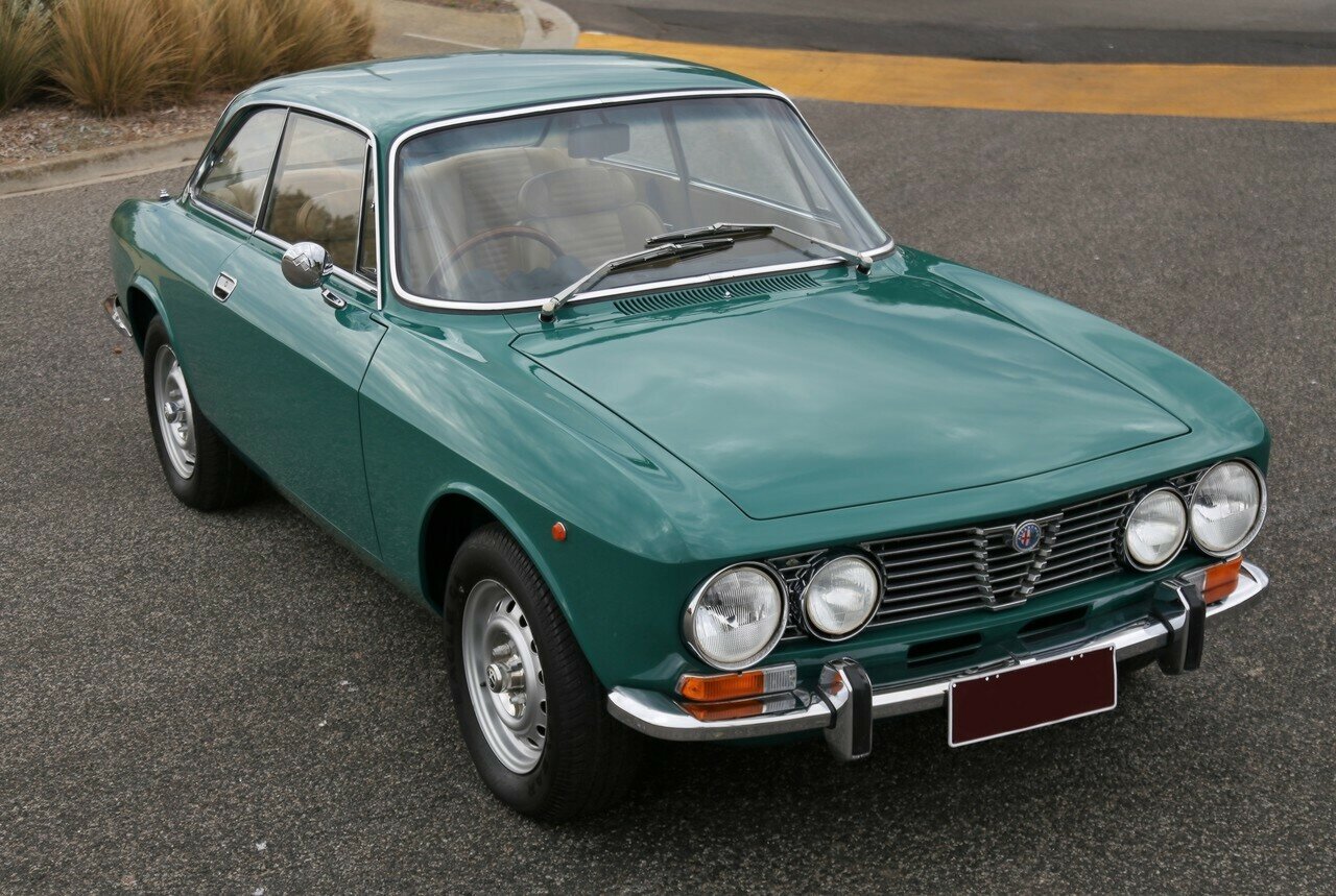 1972 ALFA ROMEO GTV 2000 5 SP MANUAL 2D COUPE