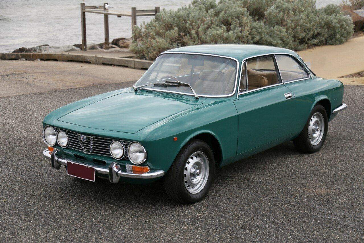 1972 ALFA ROMEO GTV 2000 5 SP MANUAL 2D COUPE