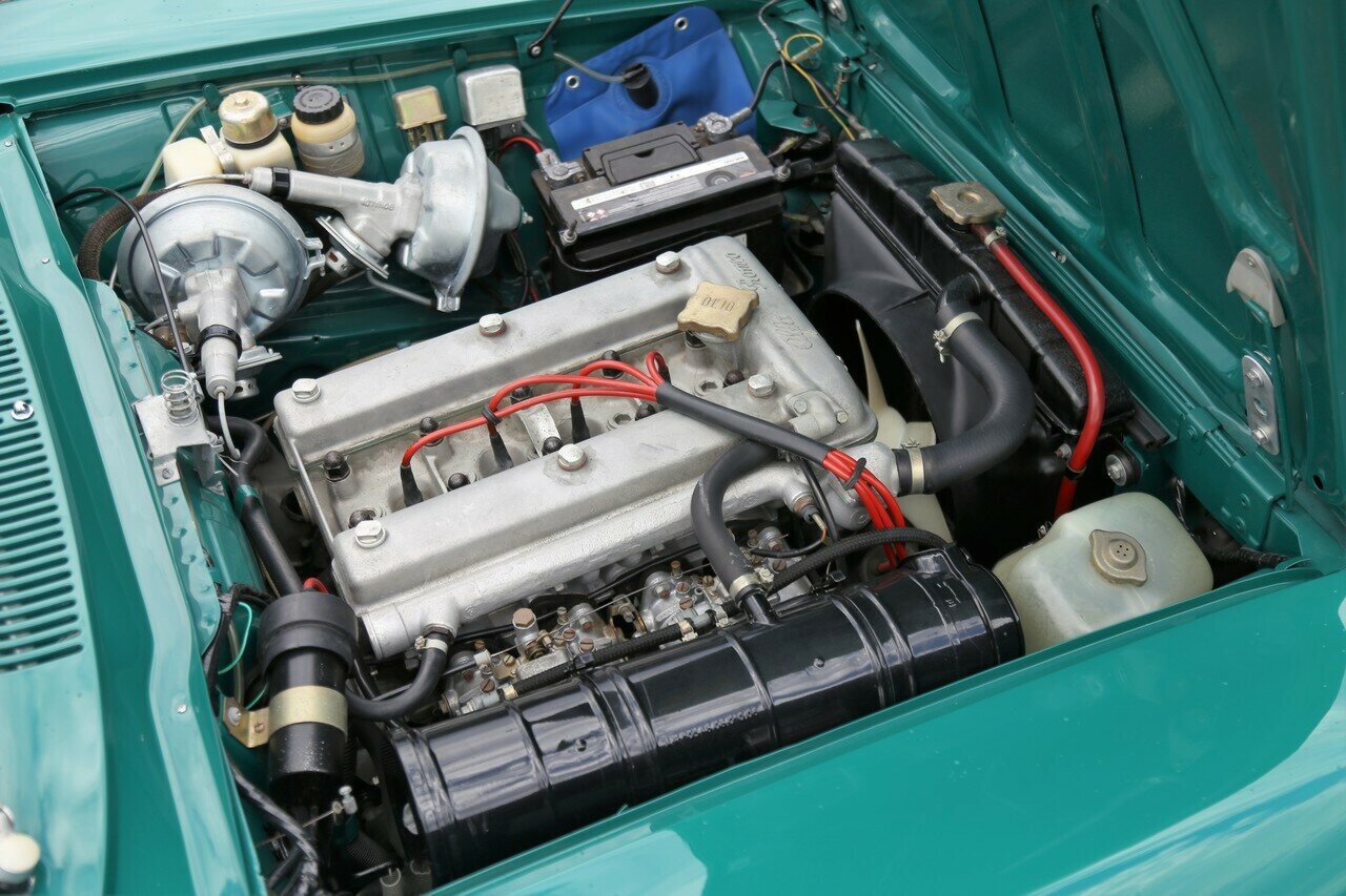 1972 ALFA ROMEO GTV 2000 5 SP MANUAL 2D COUPE