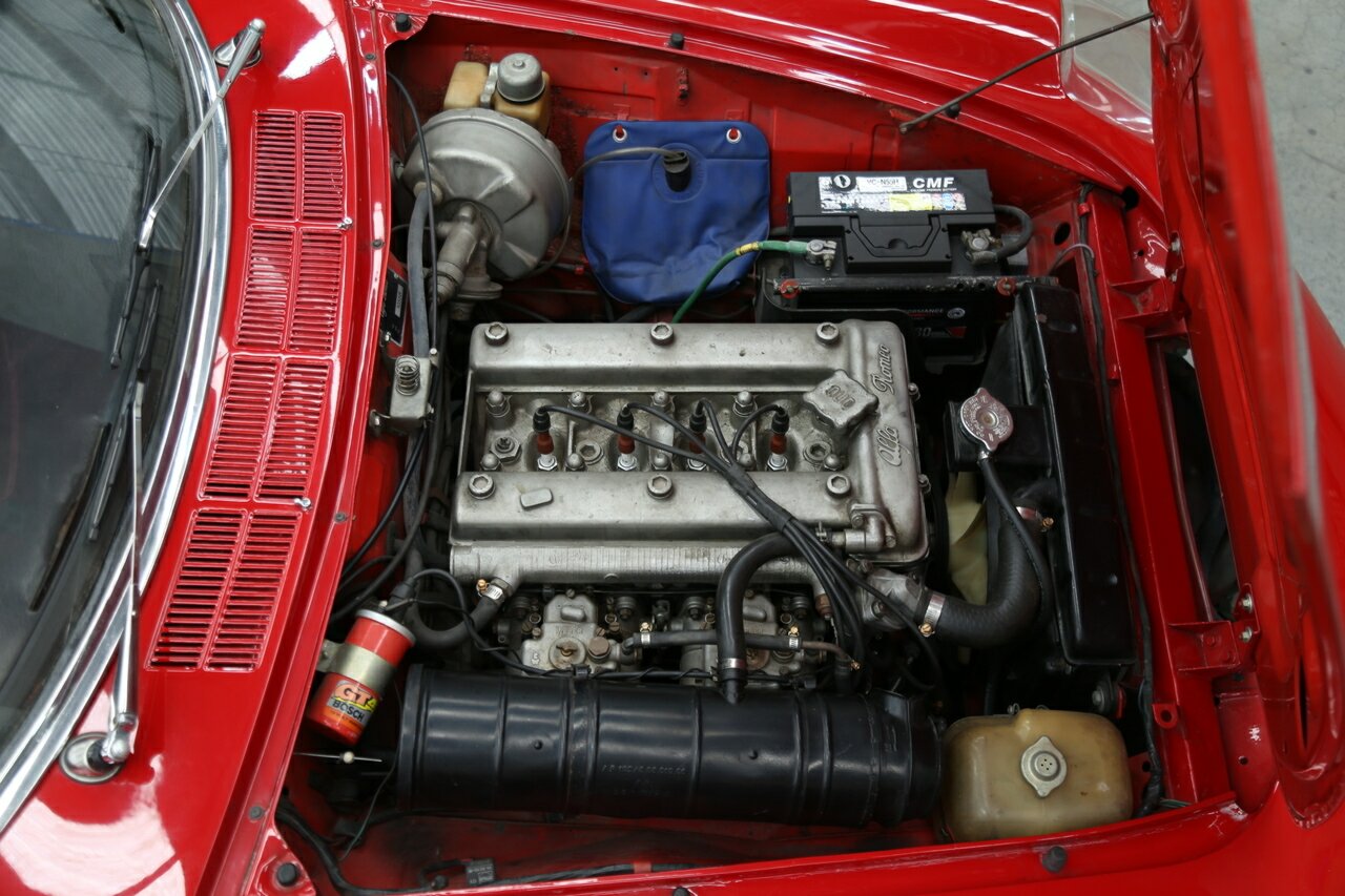 1969 ALFA ROMEO SPIDER 1750 VELOCE 5 SP MANUAL 2D ROADSTER
